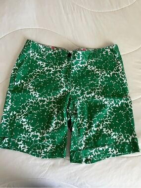 Boden Green and White Printed Women's Shorts